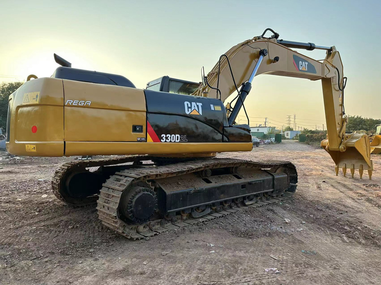 CATERPILLAR 330D2L excavator - Kettenbagger: das Bild 3 CATERPILLAR 330D2L excavator - Kettenbagger: das Bild 3