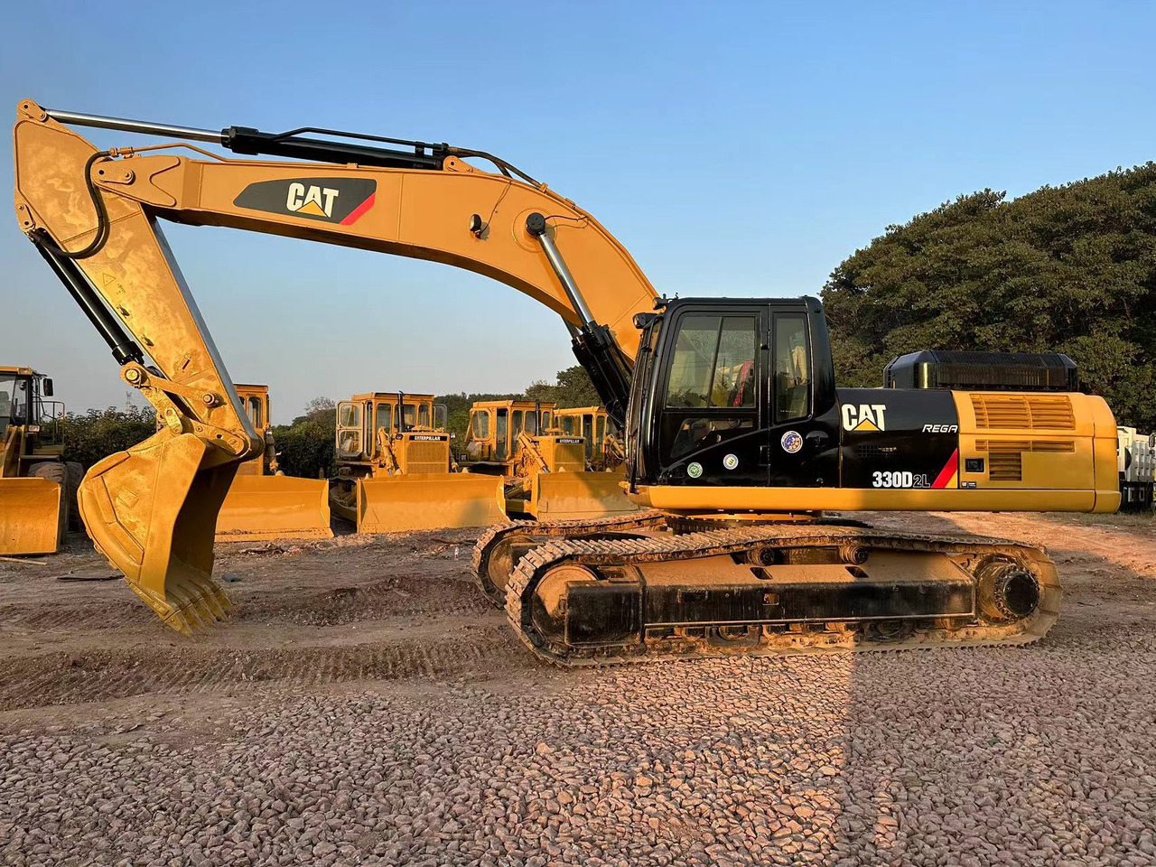 CATERPILLAR 330D2L excavator - Kettenbagger: das Bild 4 CATERPILLAR 330D2L excavator - Kettenbagger: das Bild 4