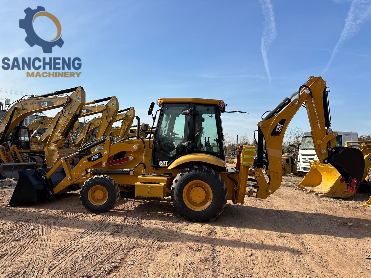 CATERPILLAR 420F2 - Baggerlader: das Bild 2 CATERPILLAR 420F2 - Baggerlader: das Bild 2