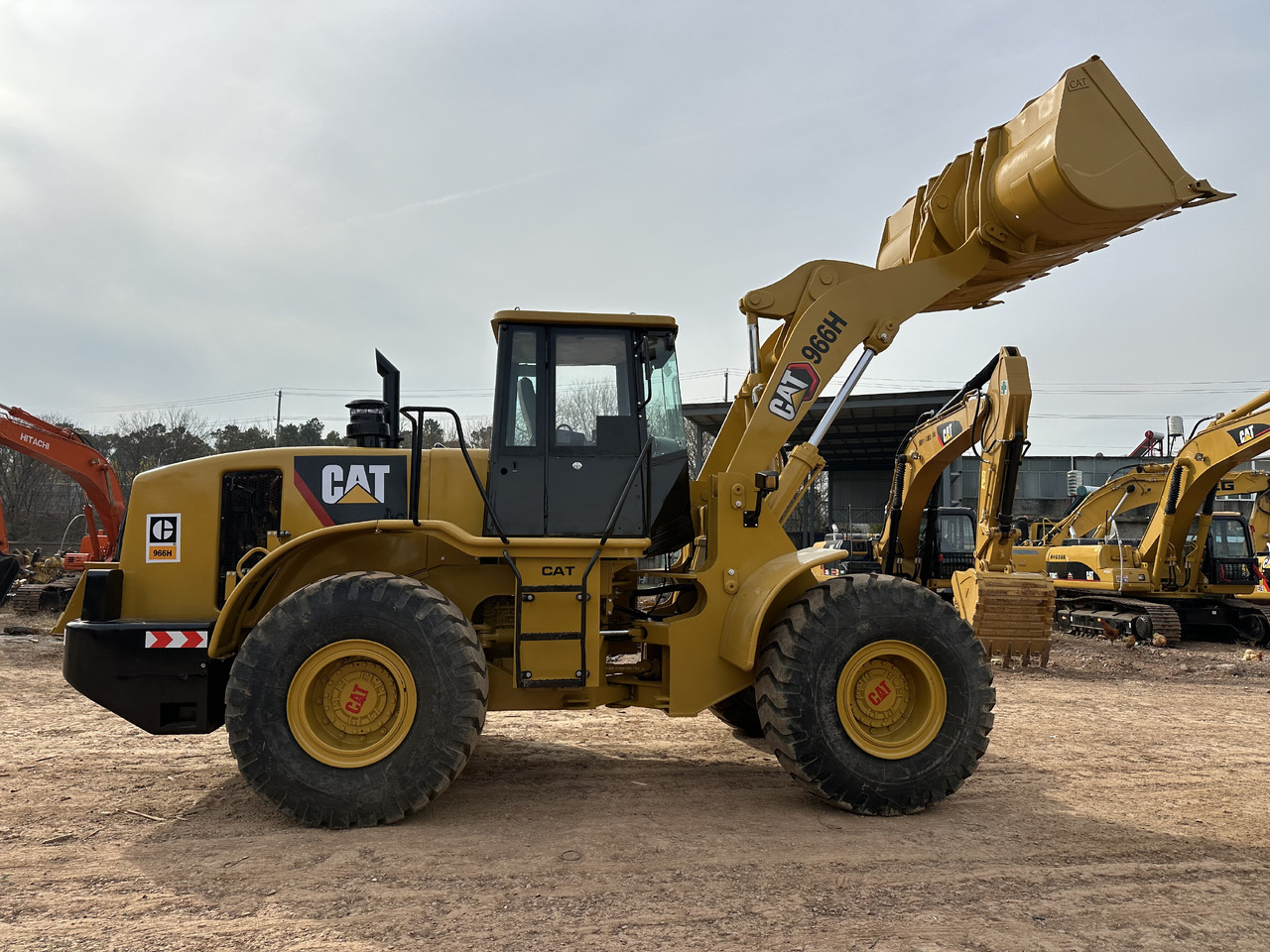 CATERPILLAR 966H - Radlader: das Bild 3 CATERPILLAR 966H - Radlader: das Bild 3