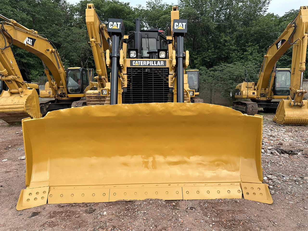 CATERPILLAR D7R - Bulldozer: das Bild 3 CATERPILLAR D7R - Bulldozer: das Bild 3