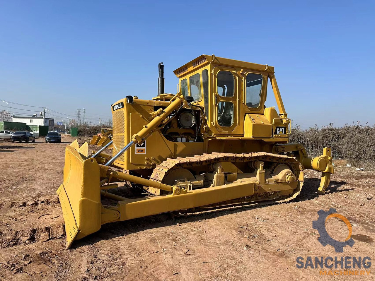 CATERPILLAR D8K - Bulldozer: das Bild 1 CATERPILLAR D8K - Bulldozer: das Bild 1