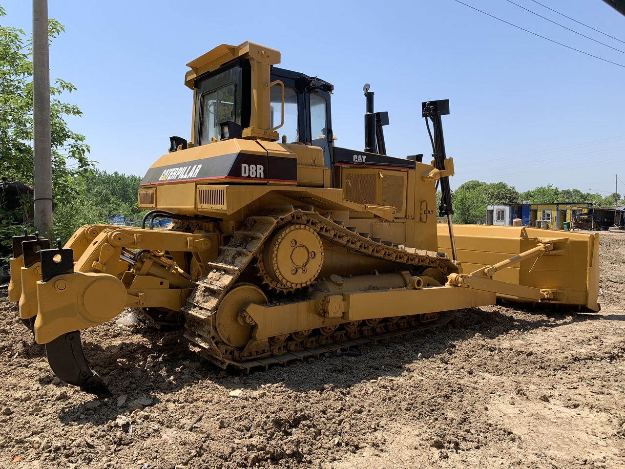 CATERPILLAR D8R - Bulldozer: das Bild 5 CATERPILLAR D8R - Bulldozer: das Bild 5