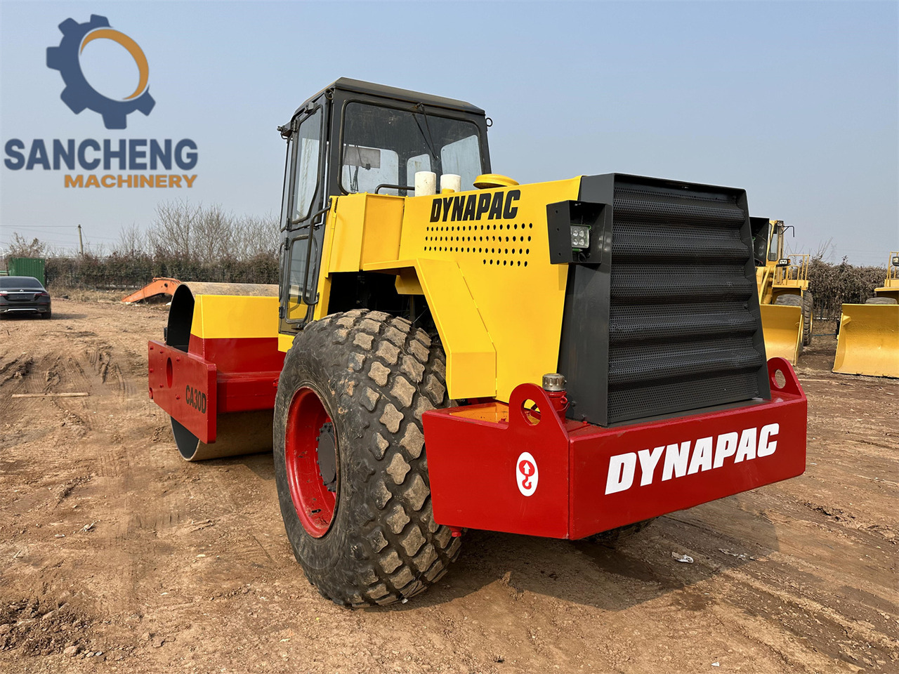 DYNAPAC CA30D - Walzen: das Bild 1 DYNAPAC CA30D - Walzen: das Bild 1