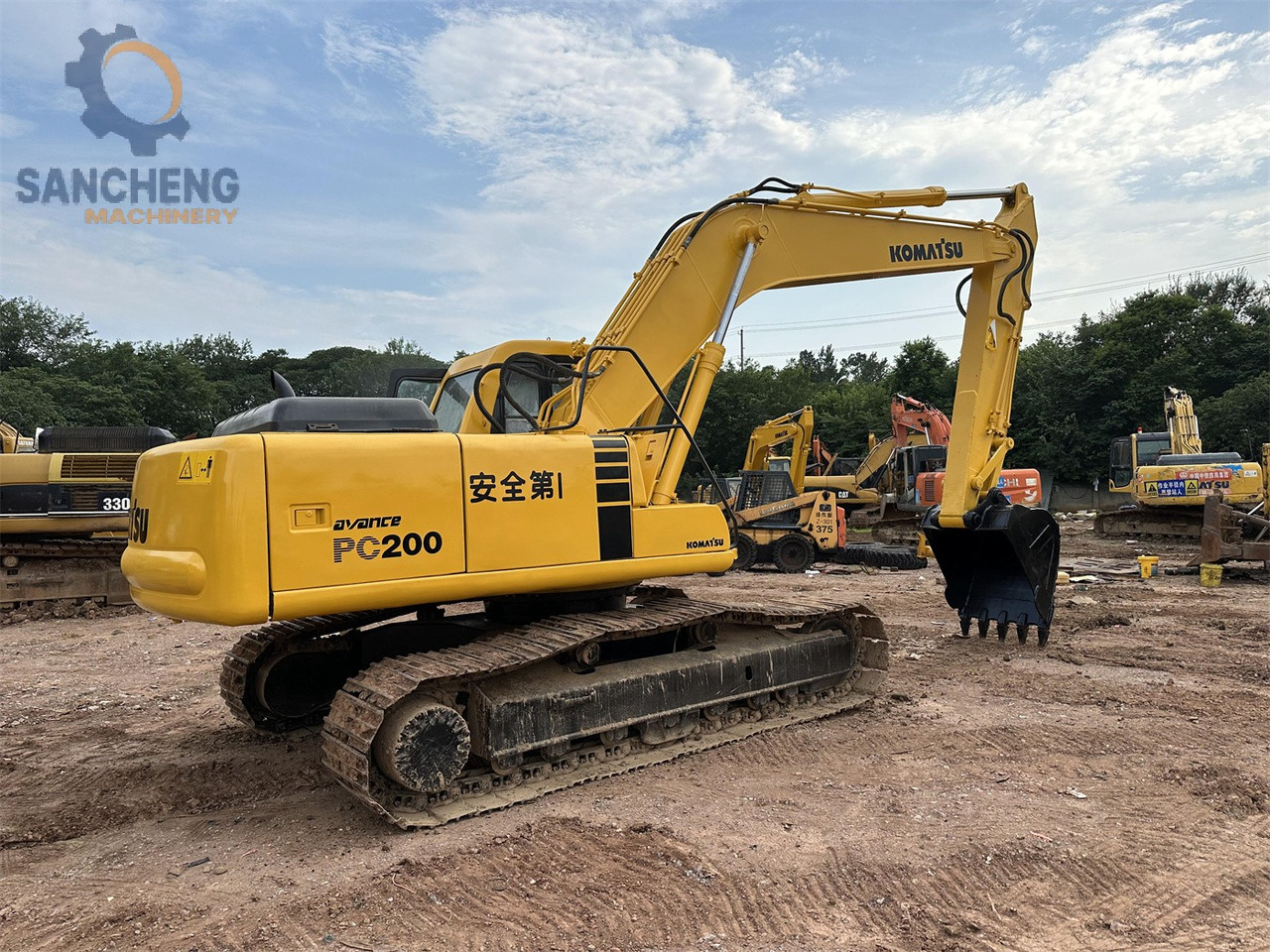 KOMATSU PC200-6 - Kettenbagger: das Bild 1 KOMATSU PC200-6 - Kettenbagger: das Bild 1