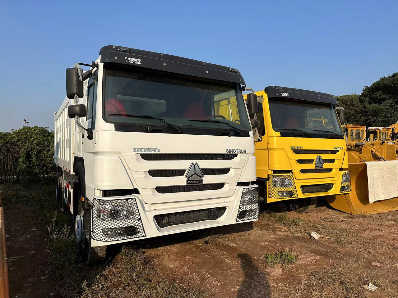 SINOTRUK HOWO 371hp 6x4 - Kipper: das Bild 1 SINOTRUK HOWO 371hp 6x4 - Kipper: das Bild 1