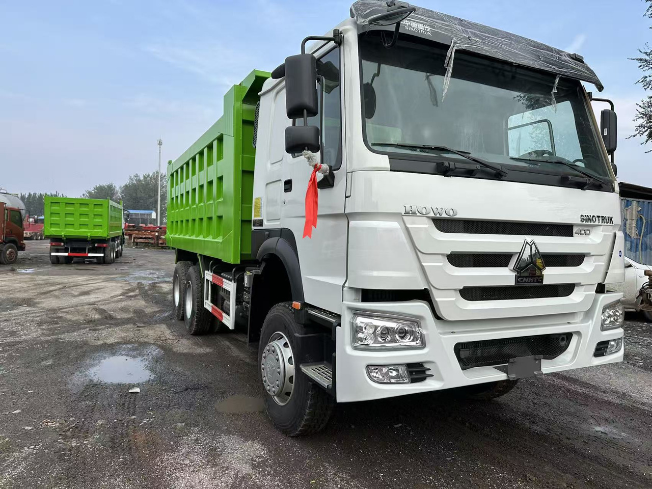 SINOTRUK HOWO 400HP 6X4 Tipper Truck - Kipper: das Bild 2 SINOTRUK HOWO 400HP 6X4 Tipper Truck - Kipper: das Bild 2