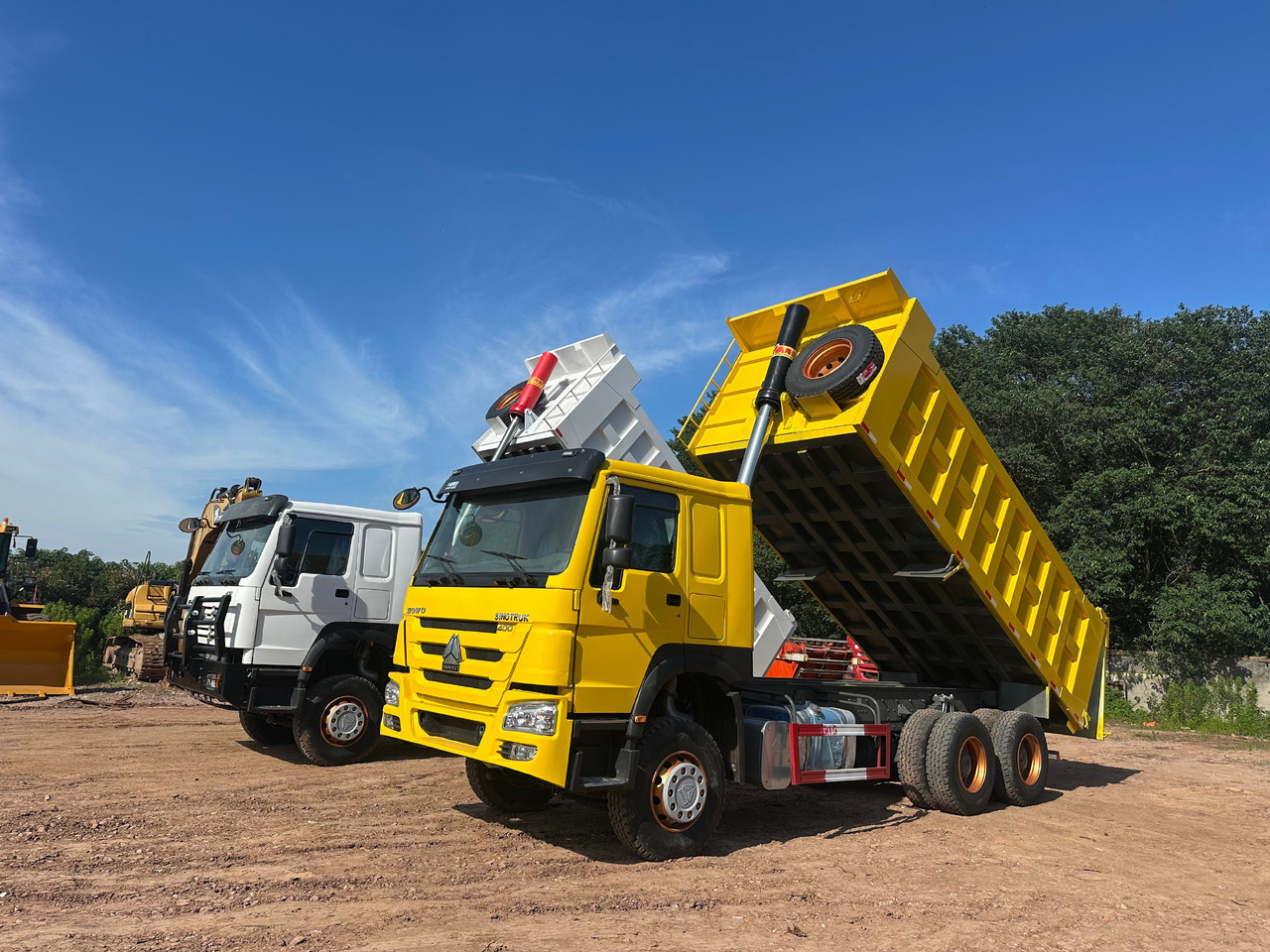 Sinotruk HOWO 400hp 6x4 tipper truck - Kipper: das Bild 1 Sinotruk HOWO 400hp 6x4 tipper truck - Kipper: das Bild 1