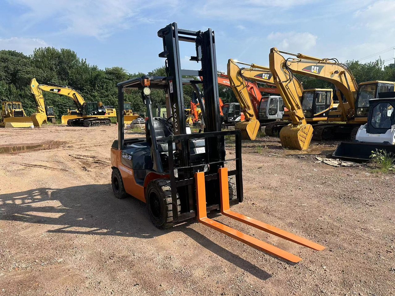 TOYOTA GENEO30 forklift - Dieselstapler: das Bild 2 TOYOTA GENEO30 forklift - Dieselstapler: das Bild 2