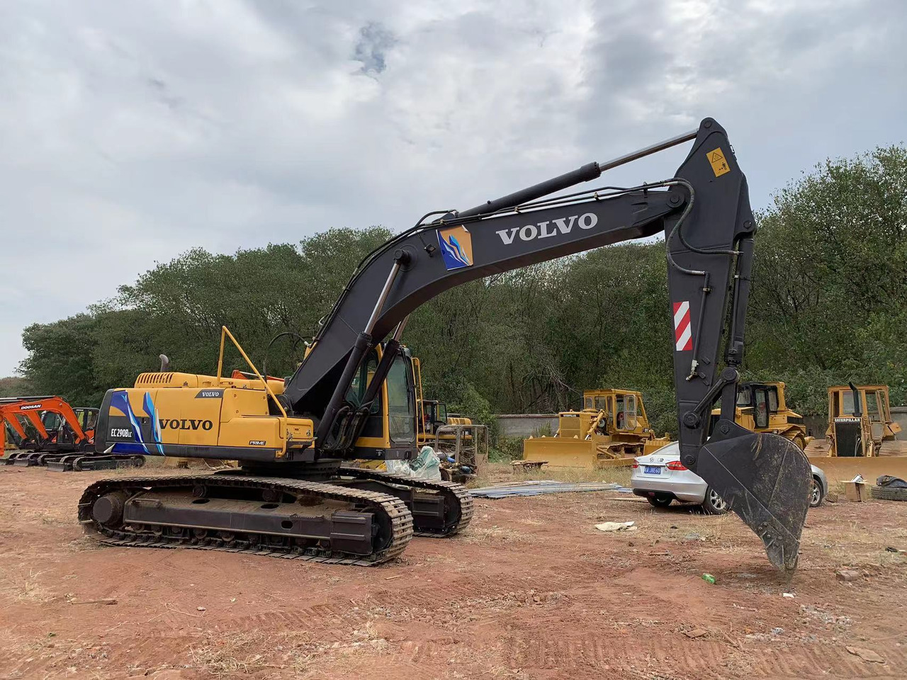 VOLVO EC290B - Bagger: das Bild 2 VOLVO EC290B - Bagger: das Bild 2