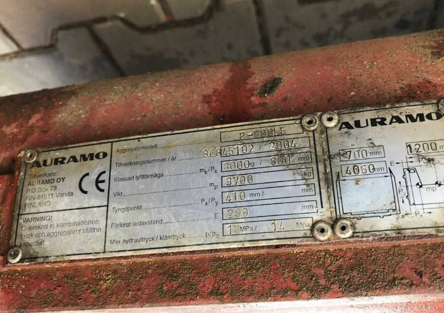 Auramo P-800LE - Klammergeräte für Gabelstapler: das Bild 4 Auramo P-800LE - Klammergeräte für Gabelstapler: das Bild 4