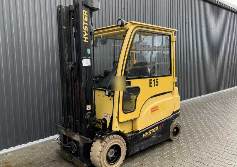 Hyster J3.0XN - Elektrostapler: das Bild 1 Hyster J3.0XN - Elektrostapler: das Bild 1