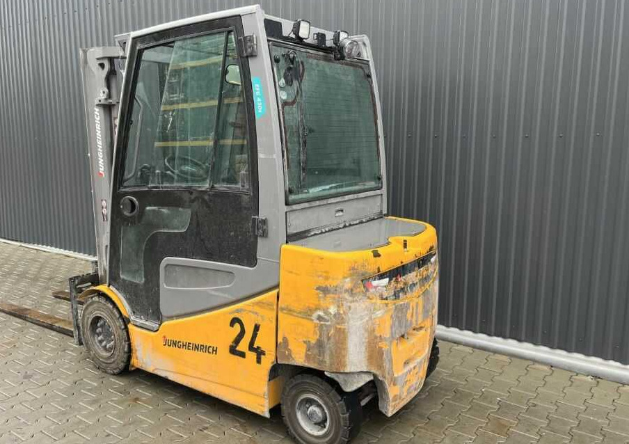 Jungheinrich EFG430 - Elektrostapler: das Bild 3 Jungheinrich EFG430 - Elektrostapler: das Bild 3
