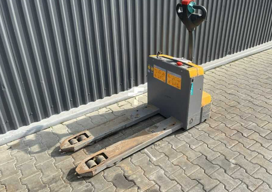 Jungheinrich EJEM15 - Niederhubwagen: das Bild 1 Jungheinrich EJEM15 - Niederhubwagen: das Bild 1