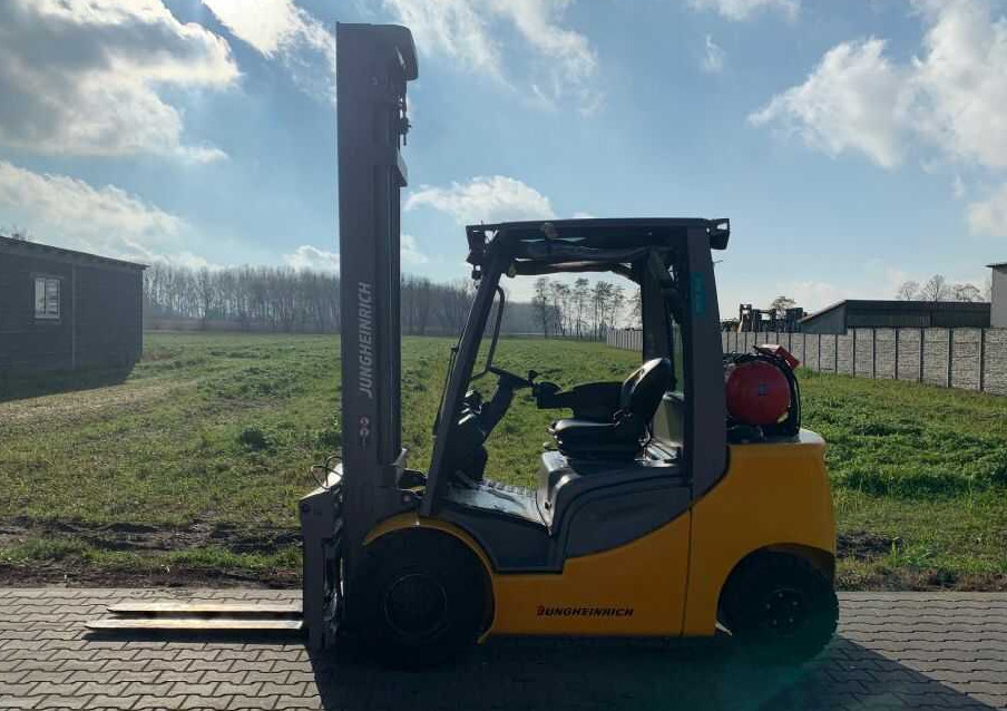 Treibgasstapler Jungheinrich TFG430s: das Bild 6