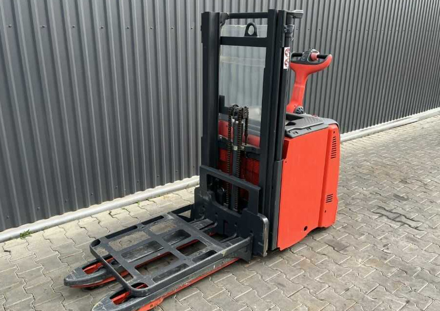 Linde D12 - Hochhubwagen: das Bild 1 Linde D12 - Hochhubwagen: das Bild 1