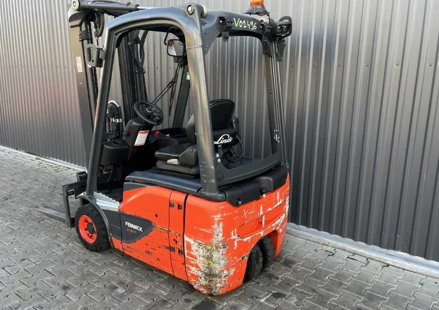 Linde E15-02 - Elektrostapler: das Bild 3 Linde E15-02 - Elektrostapler: das Bild 3