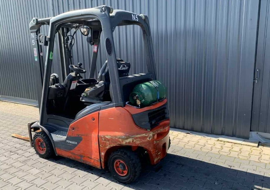 Linde H14T-01 - Treibgasstapler: das Bild 3 Linde H14T-01 - Treibgasstapler: das Bild 3