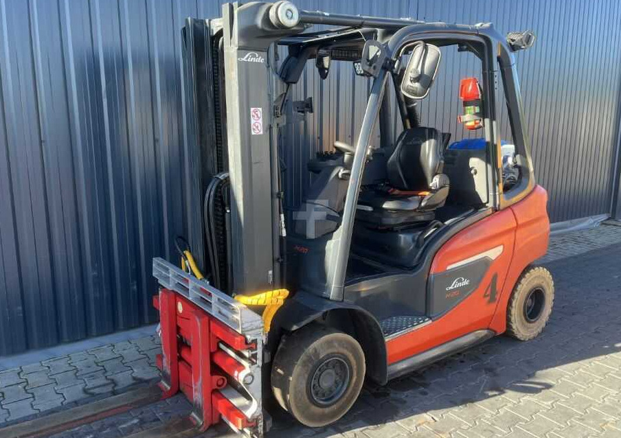 Linde H20T-01/600 - Treibgasstapler: das Bild 1 Linde H20T-01/600 - Treibgasstapler: das Bild 1