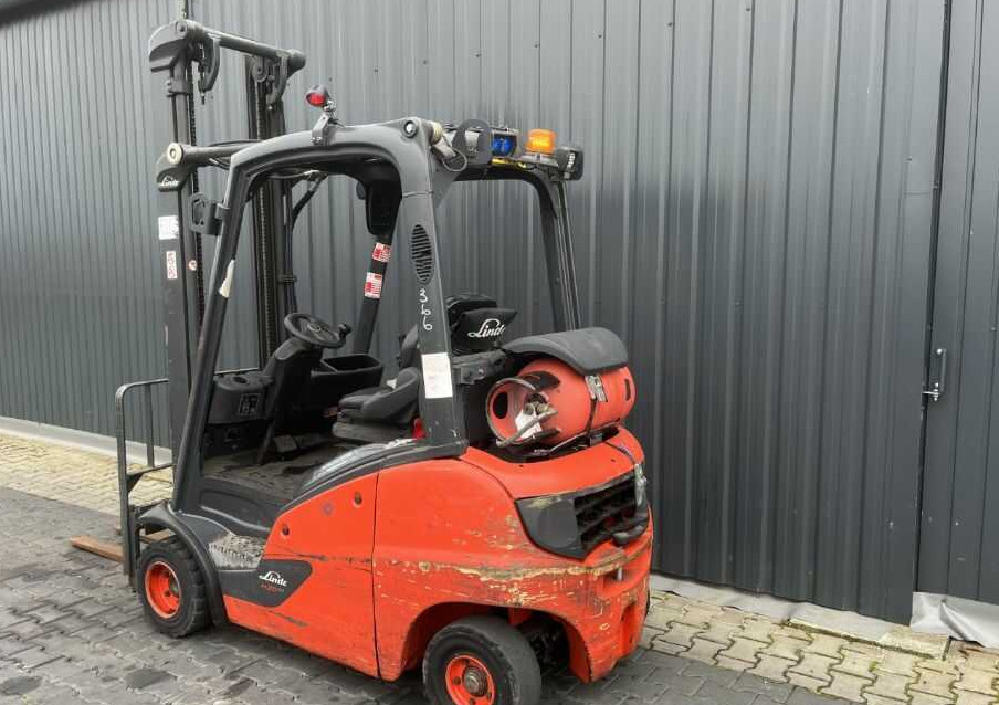 Linde H20T-01 - Treibgasstapler: das Bild 3 Linde H20T-01 - Treibgasstapler: das Bild 3