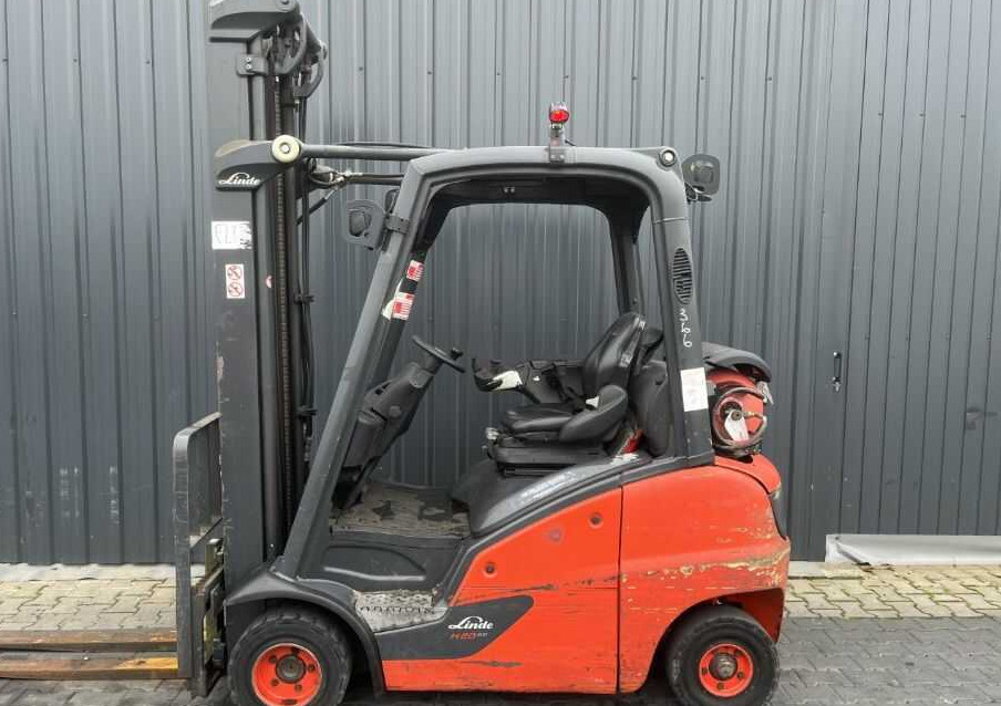 Linde H20T-01 - Treibgasstapler: das Bild 2 Linde H20T-01 - Treibgasstapler: das Bild 2