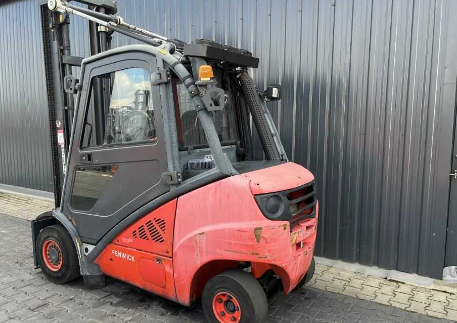 Linde H30D-01 - Dieselstapler: das Bild 3 Linde H30D-01 - Dieselstapler: das Bild 3