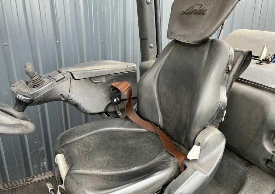 Linde H35T-02 - Treibgasstapler: das Bild 3 Linde H35T-02 - Treibgasstapler: das Bild 3