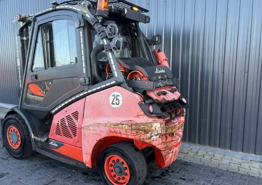 Linde H45T-02 - Treibgasstapler: das Bild 3 Linde H45T-02 - Treibgasstapler: das Bild 3
