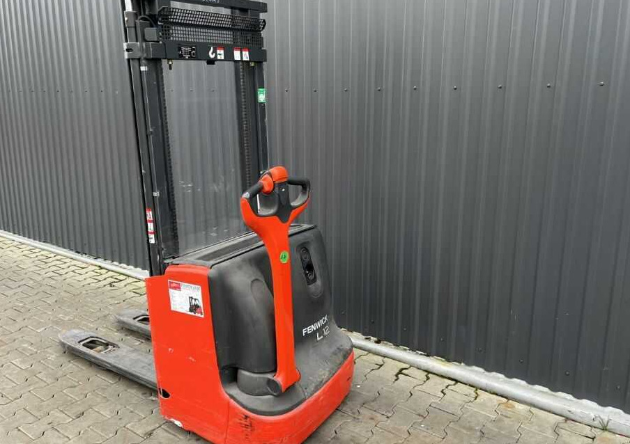 Linde L12 - Hochhubwagen: das Bild 3 Linde L12 - Hochhubwagen: das Bild 3