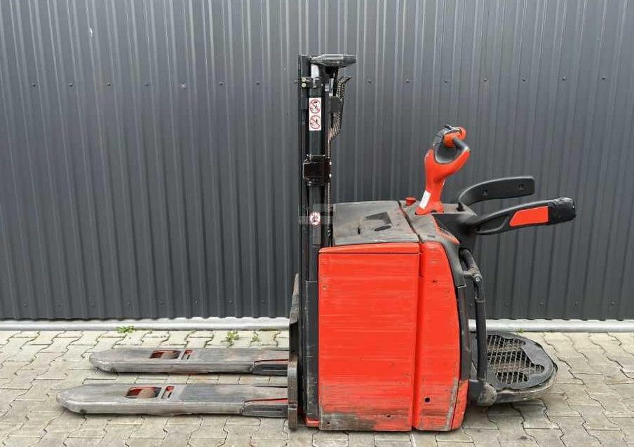 Linde L14AP - Hochhubwagen: das Bild 2 Linde L14AP - Hochhubwagen: das Bild 2