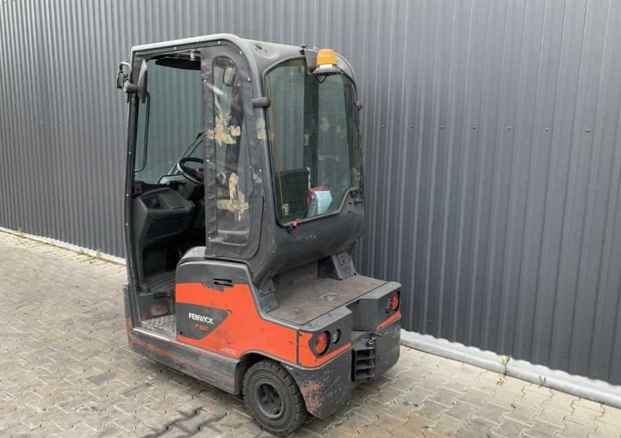 Linde P60 - Schleppfahrzeug: das Bild 3 Linde P60 - Schleppfahrzeug: das Bild 3