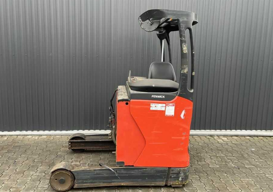 Linde R14 - Schubmaststapler: das Bild 4 Linde R14 - Schubmaststapler: das Bild 4