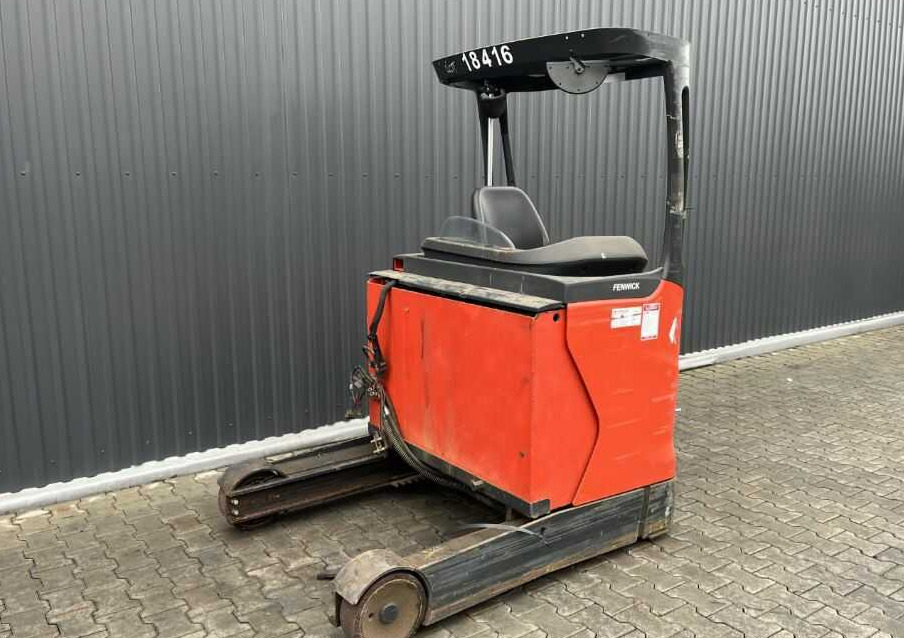Linde R14 - Schubmaststapler: das Bild 1 Linde R14 - Schubmaststapler: das Bild 1