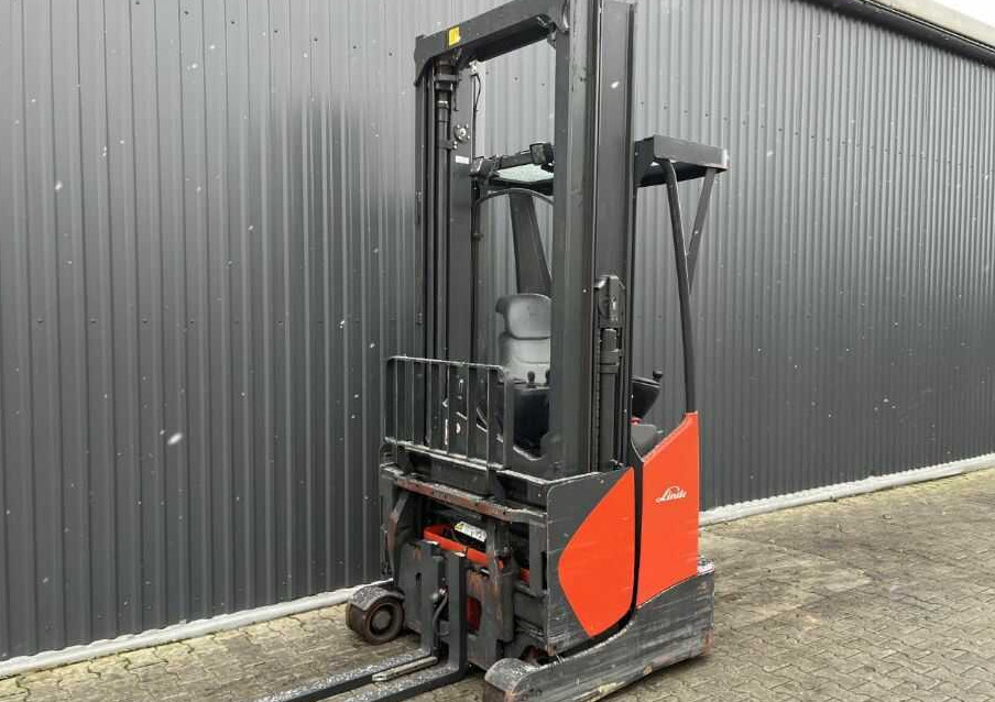Linde R14X-03 - Schubmaststapler: das Bild 1 Linde R14X-03 - Schubmaststapler: das Bild 1