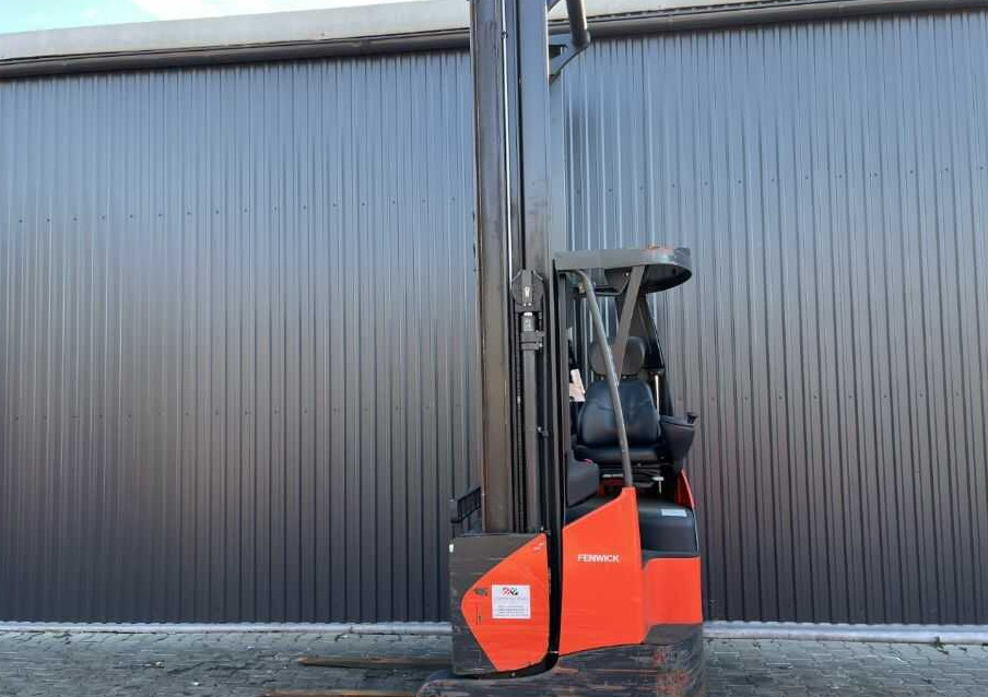 Linde R14X - Schubmaststapler: das Bild 2 Linde R14X - Schubmaststapler: das Bild 2