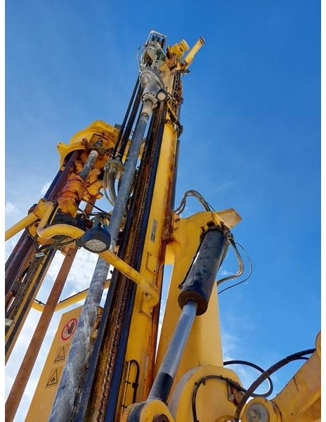 Bohrgerät Atlas-Copco Roc F6: das Bild 9