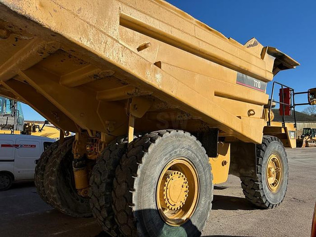 Caterpillar 771D - Muldenkipper/ Dumper: das Bild 4 Caterpillar 771D - Muldenkipper/ Dumper: das Bild 4