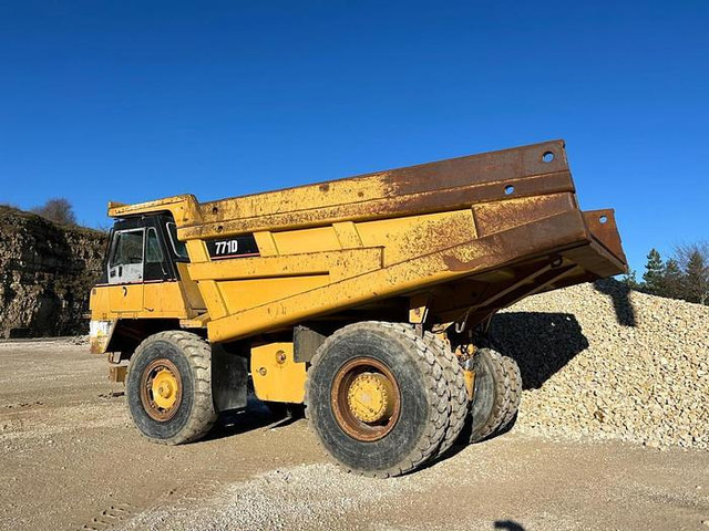 Caterpillar - Muldenkipper/ Dumper: das Bild 5 Caterpillar - Muldenkipper/ Dumper: das Bild 5