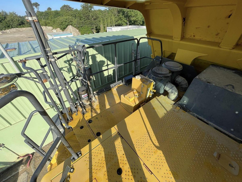 Muldenkipper/ Dumper Komatsu HD465-8: das Bild 9