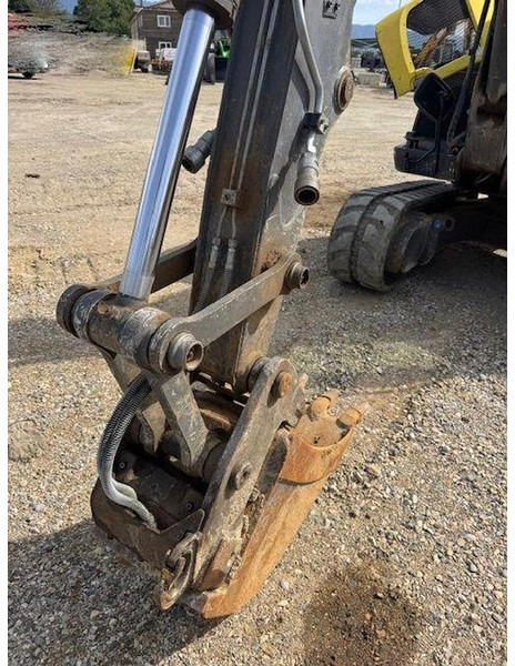 Mecalac 6MCR - Bagger: das Bild 4 Mecalac 6MCR - Bagger: das Bild 4