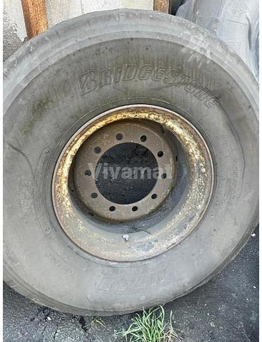 ROUE BRIDGESTONE 65R22.5 M748 - Felgen und Reifen: das Bild 1 ROUE BRIDGESTONE 65R22.5 M748 - Felgen und Reifen: das Bild 1
