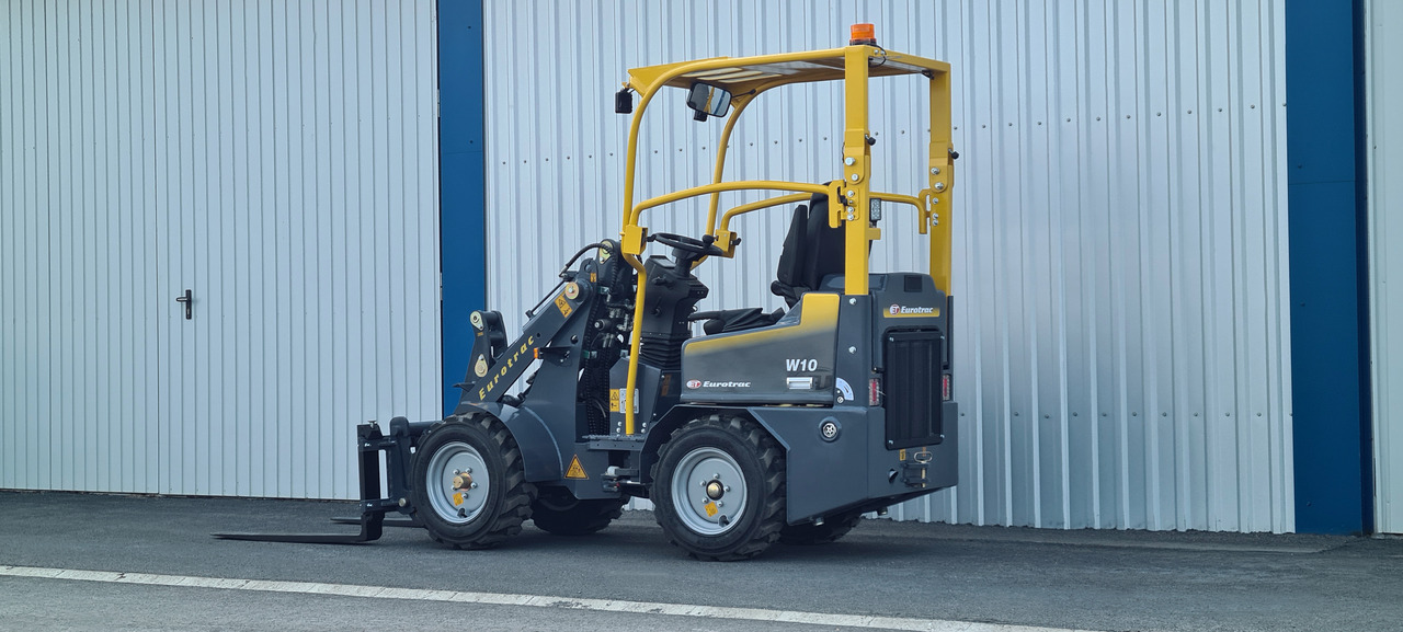 Eurotrac W10 Radlader Hoflader - Hoflader: das Bild 2 Eurotrac W10 Radlader Hoflader - Hoflader: das Bild 2