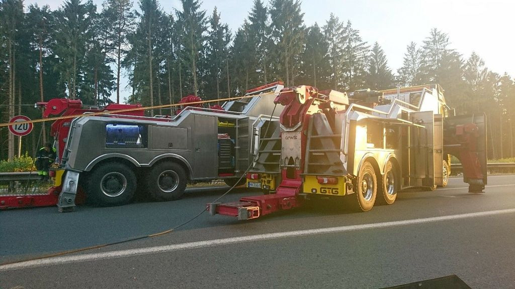 Mercedes-Benz Arocs 8x8 4153 G&G Wrecker Mercedes-Benz Arocs 8x8 4153 G&G Wrecker - Abschleppwagen: das Bild 1 Mercedes-Benz Arocs 8x8 4153 G&G Wrecker Mercedes-Benz Arocs 8x8 4153 G&G Wrecker - Abschleppwagen: das Bild 1