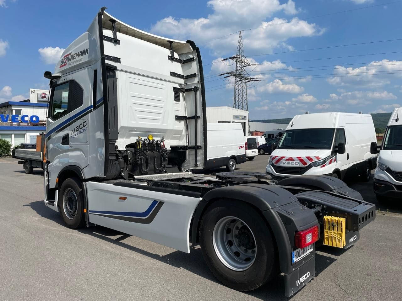 Iveco S-Way AS440S50T/P Euro6 Intarder Klima Navi ZV - Sattelzugmaschine: das Bild 5 Iveco S-Way AS440S50T/P Euro6 Intarder Klima Navi ZV - Sattelzugmaschine: das Bild 5