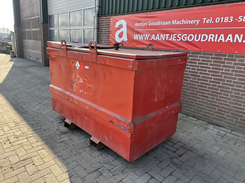 IBC 2000 liter - Gebruikt - Tankwagen: das Bild 3 IBC 2000 liter - Gebruikt - Tankwagen: das Bild 3