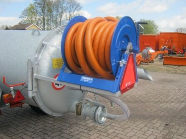 Onbekend - Dungstreuer: das Bild 4 Onbekend - Dungstreuer: das Bild 4