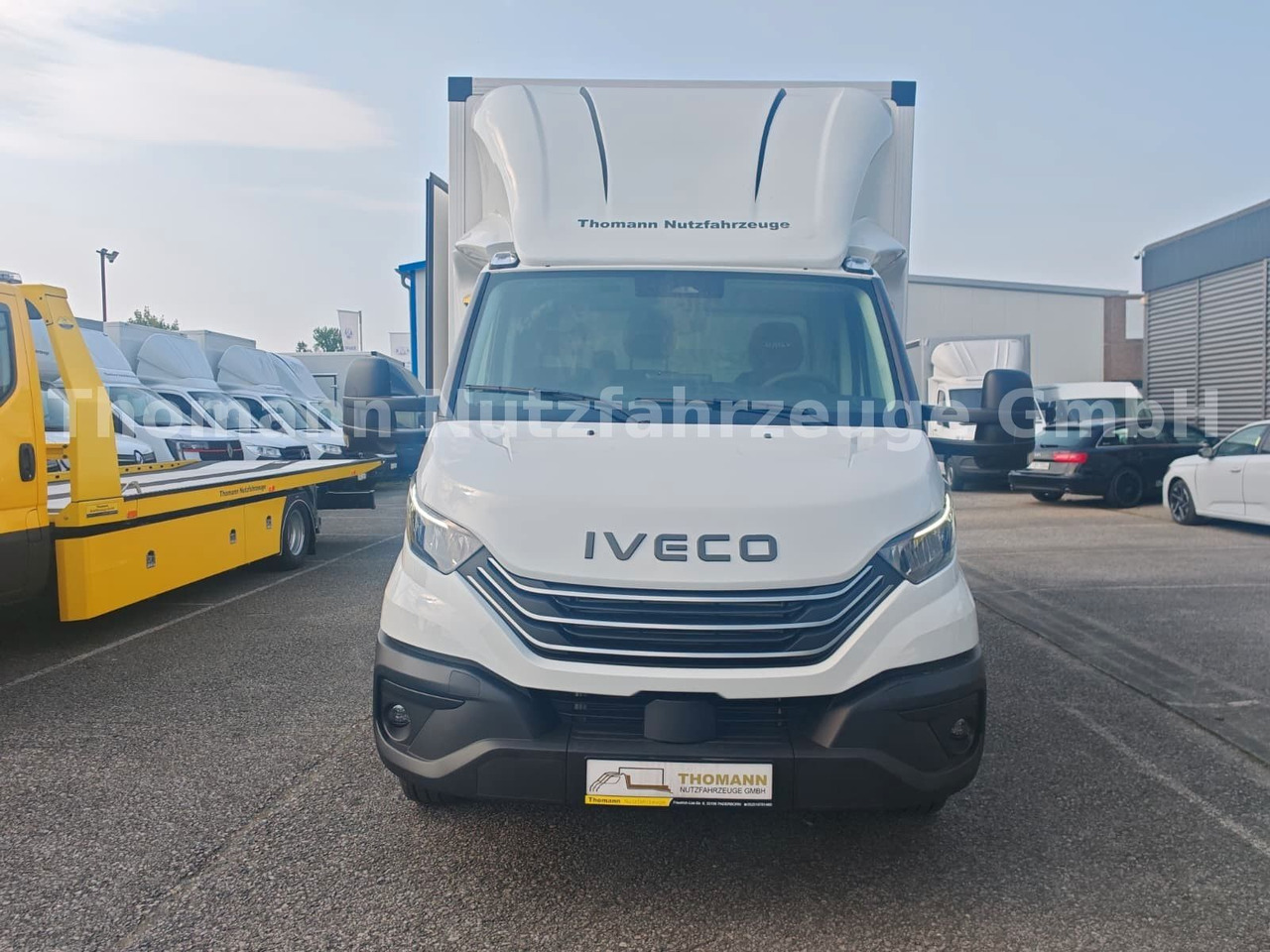Iveco Daily 35S18 Koffer + LBW Navi/ACC Tempomat - Koffer Transporter: das Bild 2 Iveco Daily 35S18 Koffer + LBW Navi/ACC Tempomat - Koffer Transporter: das Bild 2