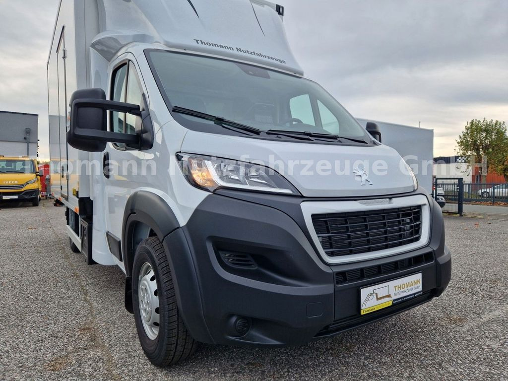 Peugeot Boxer Koffer Premium Ladebordwand 750Kg - Koffer Transporter: das Bild 4 Peugeot Boxer Koffer Premium Ladebordwand 750Kg - Koffer Transporter: das Bild 4