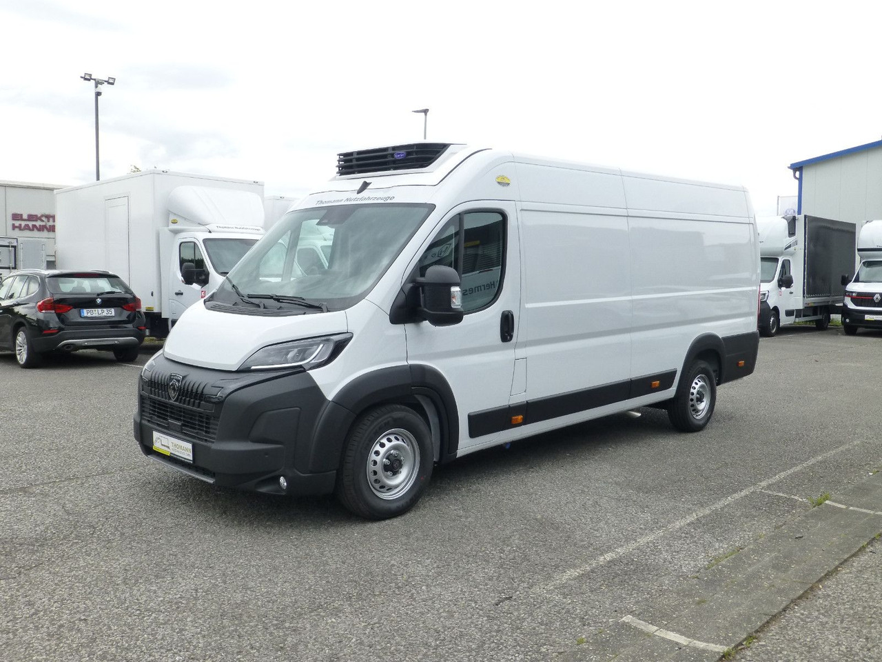 Peugeot Boxer Kühlkastenwagen Carrier Xarios 300 GH Navi - Kühltransporter: das Bild 3 Peugeot Boxer Kühlkastenwagen Carrier Xarios 300 GH Navi - Kühltransporter: das Bild 3