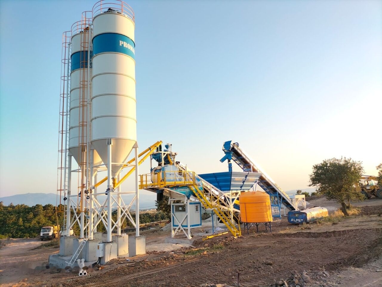 Promax Mobile Concrete Batching Plant PROMAX M60-SNG (60m3/h) - Betonmischanlage: das Bild 3 Promax Mobile Concrete Batching Plant PROMAX M60-SNG (60m3/h) - Betonmischanlage: das Bild 3